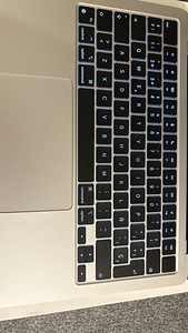 Apple MacBook Air 13.6 M2 8/256 GB (4 foto / 4)