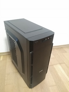 Xeon E5-2630v4/X99/32GB RAM/SSD 64GB/HDD 500GB/GTX 1060 6GB (1 foto / 9)