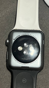 Apple Watch 3 (5 foto / 5)