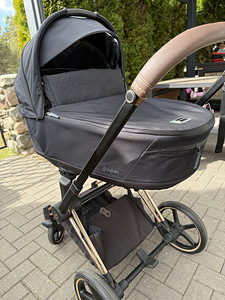 Cybex Priam v4 Deep Black komplekt (8 foto / 10)