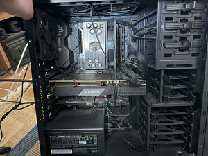 PC, RTX 2070 SUPER, Ryzen 7 3700X (1 foto / 10)