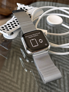 Apple Watch Series 7 – 41mm (1 foto / 8)