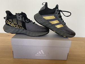 Adidase tossud, suurus 38 2/3 (2 foto / 4)