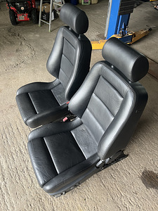 Audi D2 Recaro (2 foto / 3)