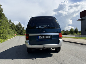 Nissan Serena 1999a (5 foto / 11)