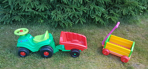 Pealeistutav traktor käruga + järelveetav käru (1 foto / 2)