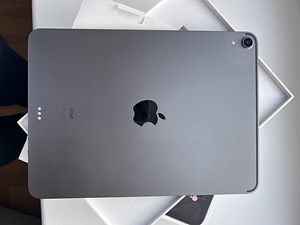 Apple iPad Pro 11″ (2018) 64GB WiFi (3 foto / 5)