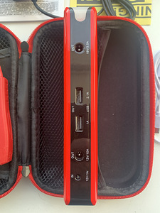 Jump starter (5 foto / 8)