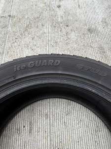 245/45R19 Yokohama (6 foto / 8)