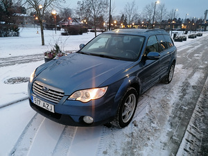 Subaru Legacy Outback (1 foto / 8)