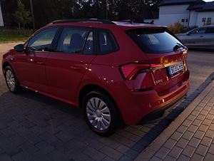 Skoda Kamiq (9 фото из 10)