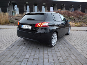 Peugeot 308 115kw (6 foto / 14)