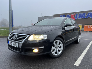 Volkswagen Passat B6 (2 foto / 12)