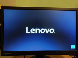 Монитор Lenovo D22-10 — 21,5" Full HD (1 фото из 3)