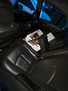 MB Mercedes-Benz W211 E320 CDI varuosadeks (4 foto / 8)