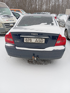Volvo S80. 2003. 103kw. 2.4 benz. Automaat 230000kmoriginal (1 foto / 2)