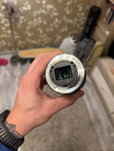 Sony 55-210mm f/4.5-6.3 OSS (3 foto / 5)