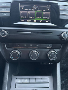 Skoda Octavia 2015 - 1.6 TDI (6 foto / 11)