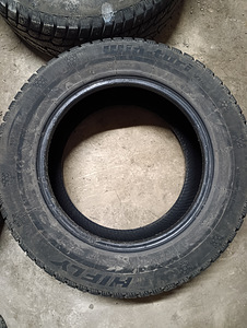 HIFLY kasutatud talverehvid 215/65R16 98H väga heas korras (3 foto / 10)