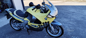 Мотоцикл BMW K1200RS (4 фото из 10)