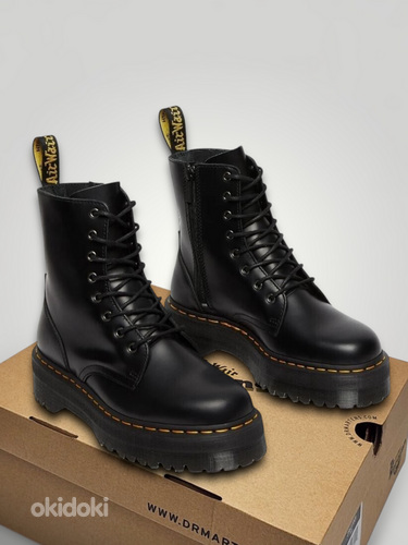 Dr. Martens Jadon