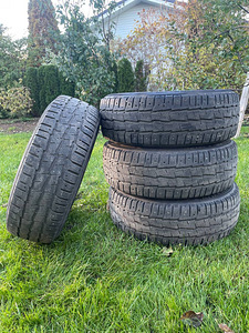 Шины 215/60 R17 (2 фото из 4)