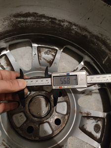 Komplektis rattad suverehvidega 245/45R18 (7 foto / 7)