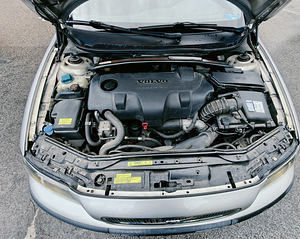 Volvo V70 (5 foto / 14)