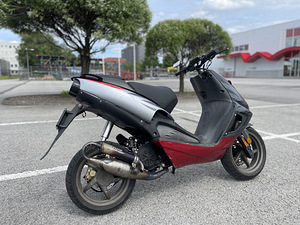 Aprilia SR70 Street (2 foto / 9)