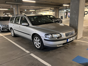 Volvo V70 2002 ATM (5 фото из 12)