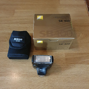 Nikon SB-400 (1 foto / 3)