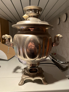 Elektriline Samovar garaažileid (3 foto / 8)