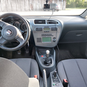 Seat Leon 1.6 75kw 2007 (4 foto / 6)