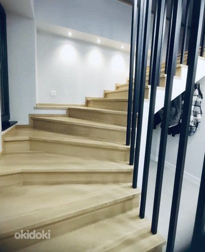 Երեքհարկանի տուն Ավանում (1)