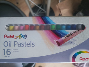 Müüa uued oil pastels kriidid (1 foto / 2)