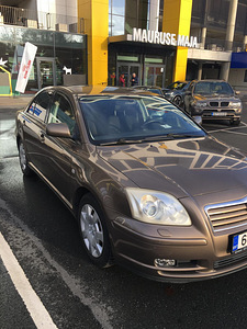 1.6 CC Toyota Avensis (2 foto / 10)