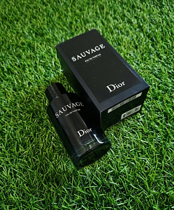 Dior Sauvage 100ml EDP (1 foto / 3)