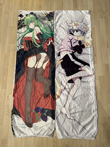 Dakimakura (1 foto / 2)