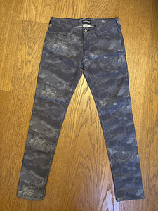 Emporio Armani teksad 28 Uus (1 foto / 4)