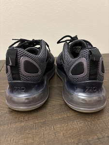 Nike Air max 720 (3 фото из 3)