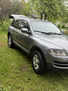 Volkswagen Touareg 2004 (3 foto / 14)