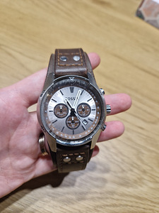 Fossil nahast rihmaga käekell (1 foto / 5)