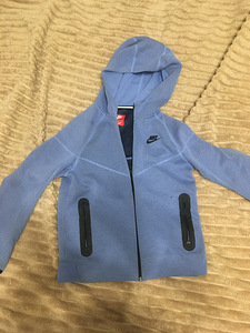 Nike tech fleece (1 фото из 4)