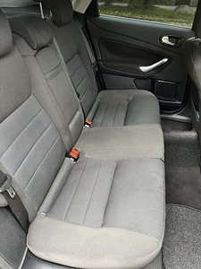 Ford mondeo 4. 1.8 tdci 92kw (12 foto / 14)