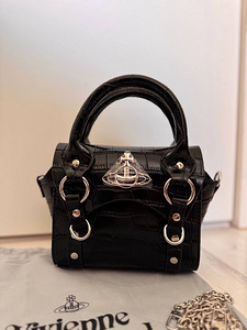 Vivienne Westwood kott (6 foto / 8)