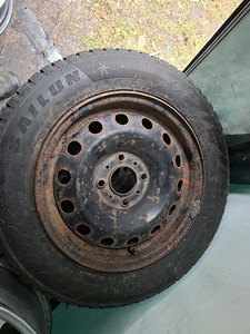 Peugeot/citroen 4x108 veljed koos naastrehvidega 175/65R14 (2 foto / 4)