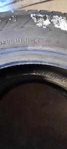 Шины Hankook Winter i*cept 205/55R16 (6 фото из 6)