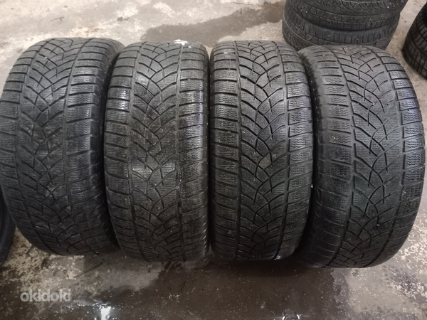 255/55R18