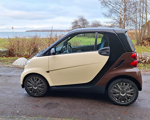 Smart Fortwo 2011, 77690 km, poolautom, bensiin, TÜV 11/2025 (4 foto / 14)
