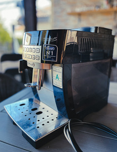 Automaatne kohvimasin DeLonghi Magnifica S Cappuccino (1 foto / 3)